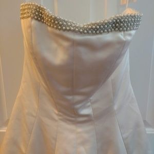 A Gorgeous Wedding Dress